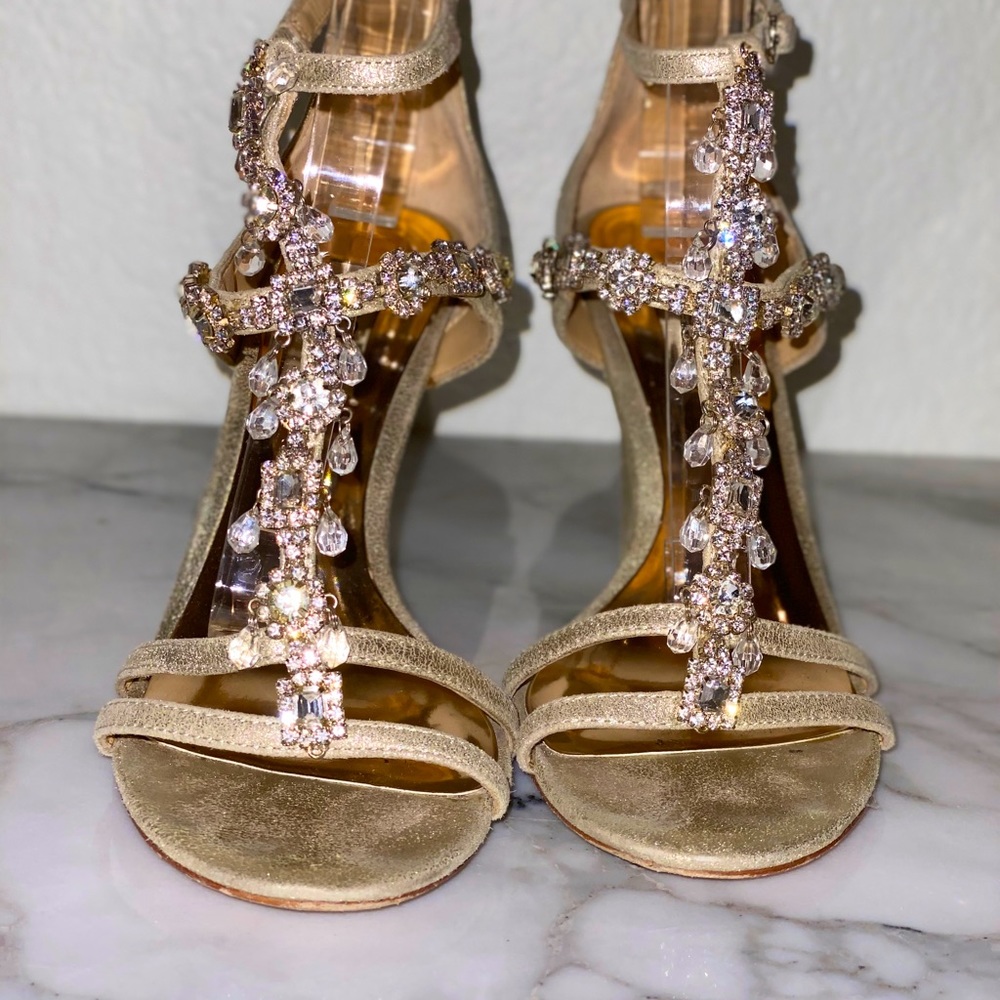 badgley mischka gold crystal wedge shoes size. 6.5